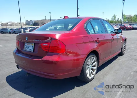 2011 BMW 328I xDrive из США, поврежденный, VIN WBAPK7C50BF084875